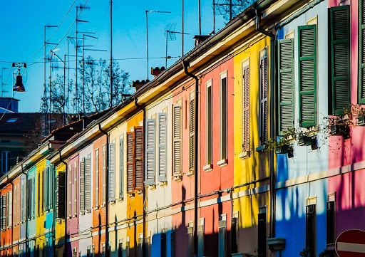 A passeggio per l’Oltretorrente ribelle